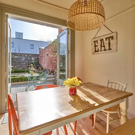 Charming Townhouse With Sunny Garden Villa Donaghadee Exterior photo
