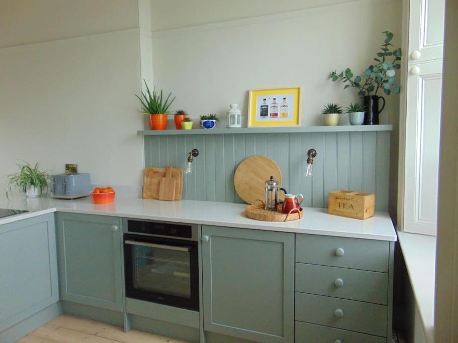 Holiday home Charming Townhouse With Sunny Garden *