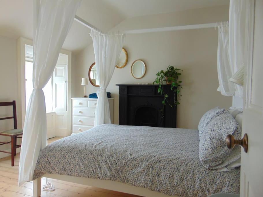 Holiday home Charming Townhouse With Sunny Garden *
