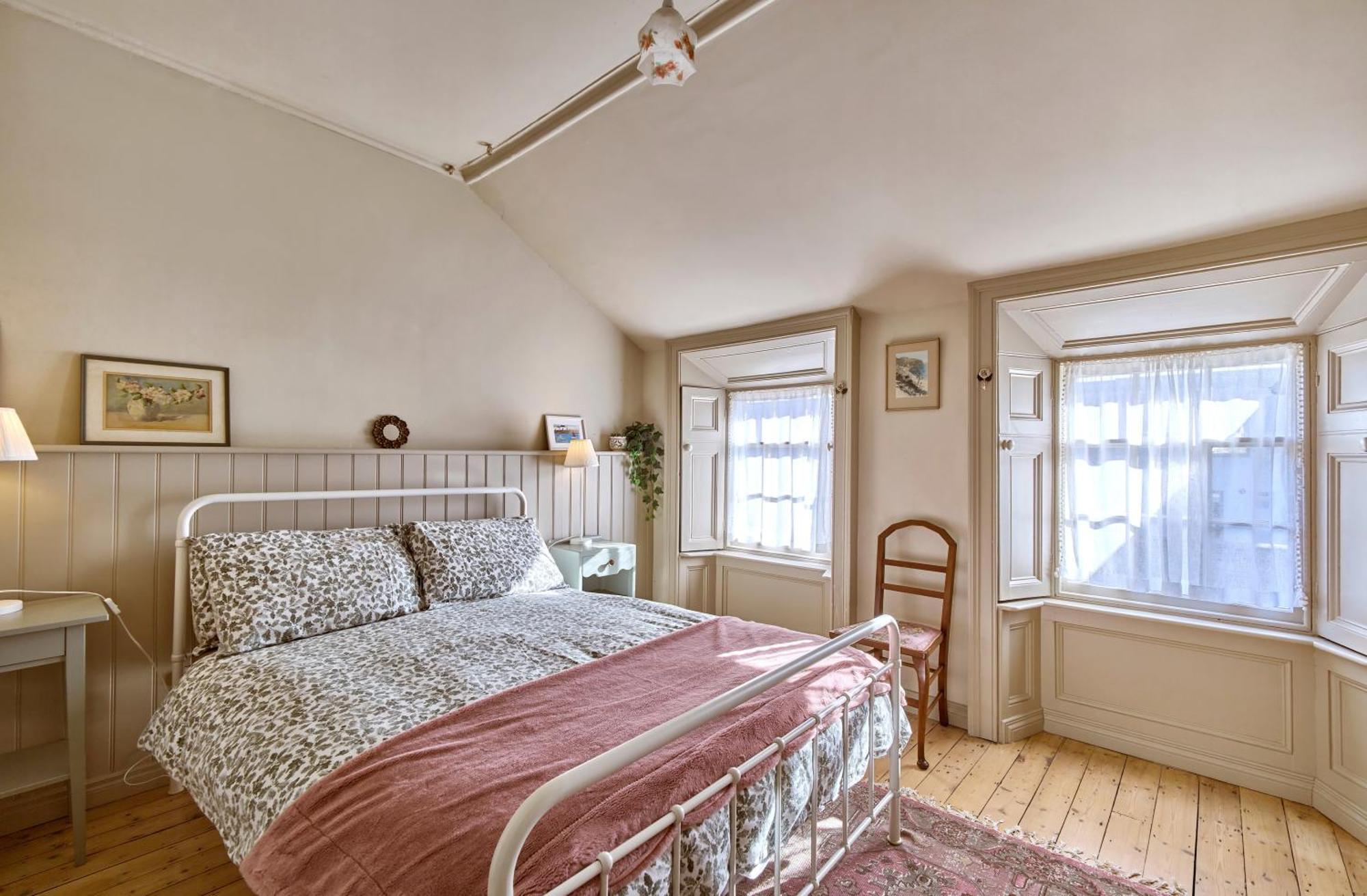 Charming Townhouse With Sunny Garden Holiday home *