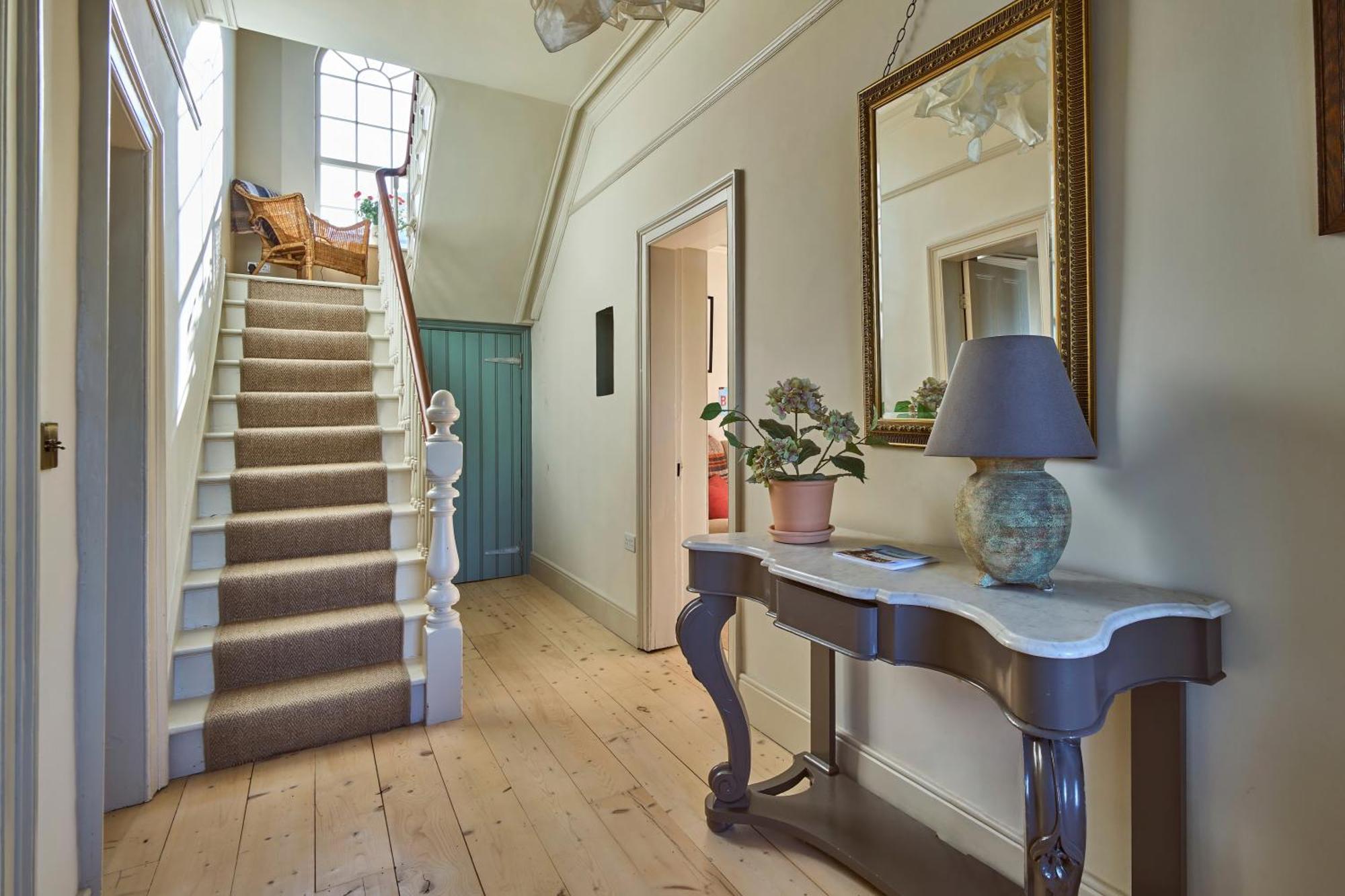 Holiday home Charming Townhouse With Sunny Garden Donaghadee