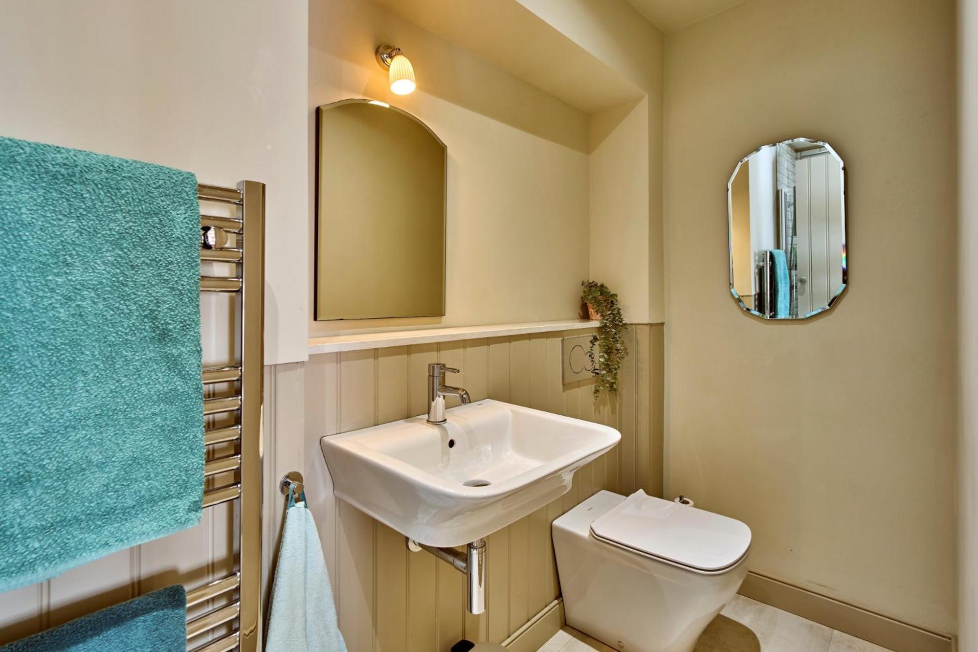 Charming Townhouse With Sunny Garden * Donaghadee